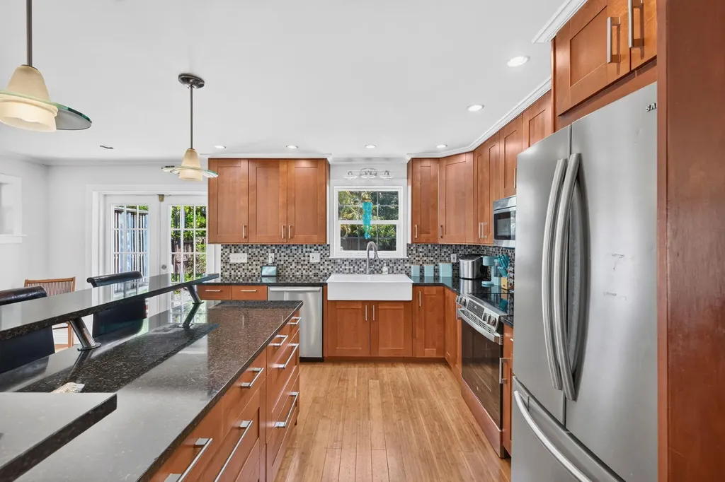 601 NE 14th Place Fort Lauderdale FL 33304