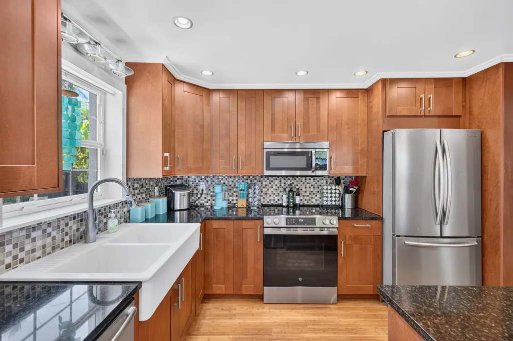 601 NE 14th Place Fort Lauderdale FL 33304