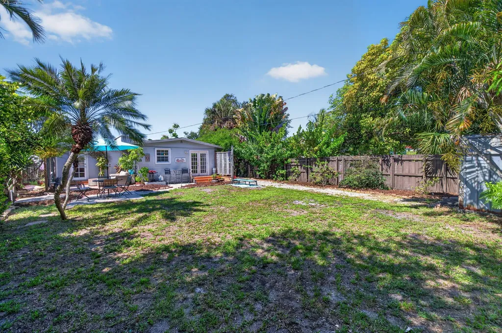 601 NE 14th Place Fort Lauderdale FL 33304
