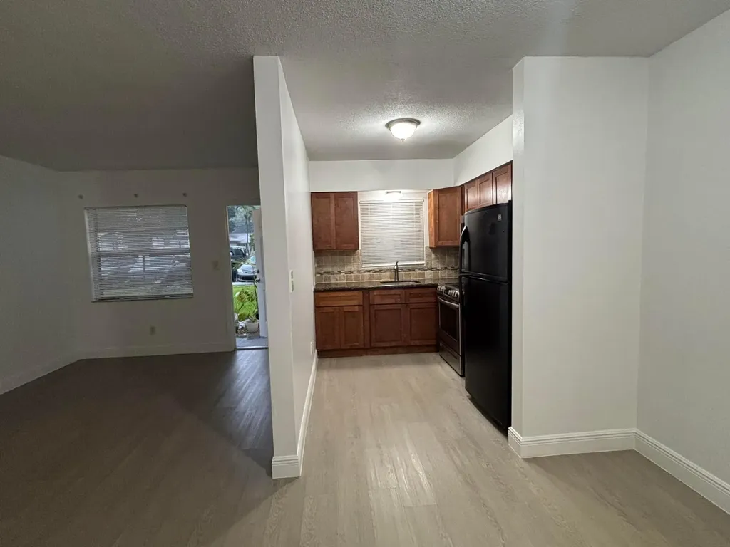 1916 SW 11th Street Fort Lauderdale FL 33312
