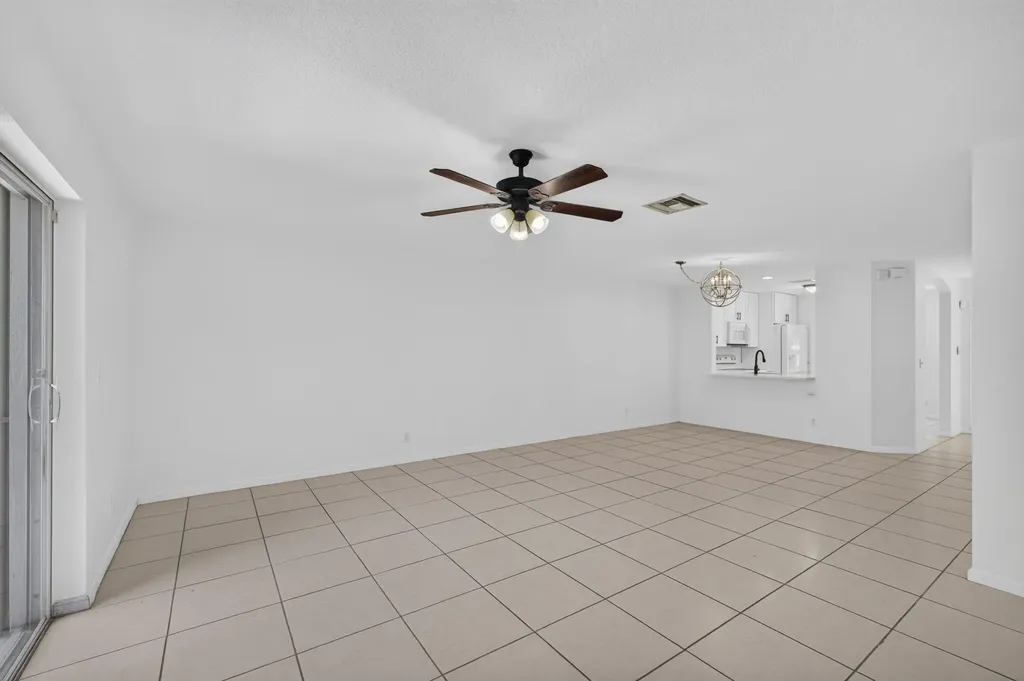 946 Summit Lake Drive West Palm Beach FL 33406