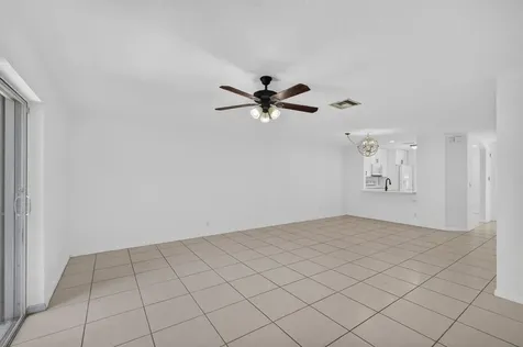 946 Summit Lake Drive West Palm Beach FL 33406