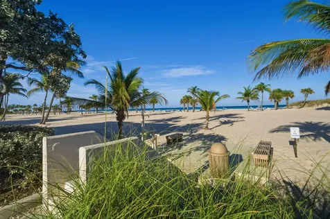 1676 S Ocean Lane Fort Lauderdale FL 33316