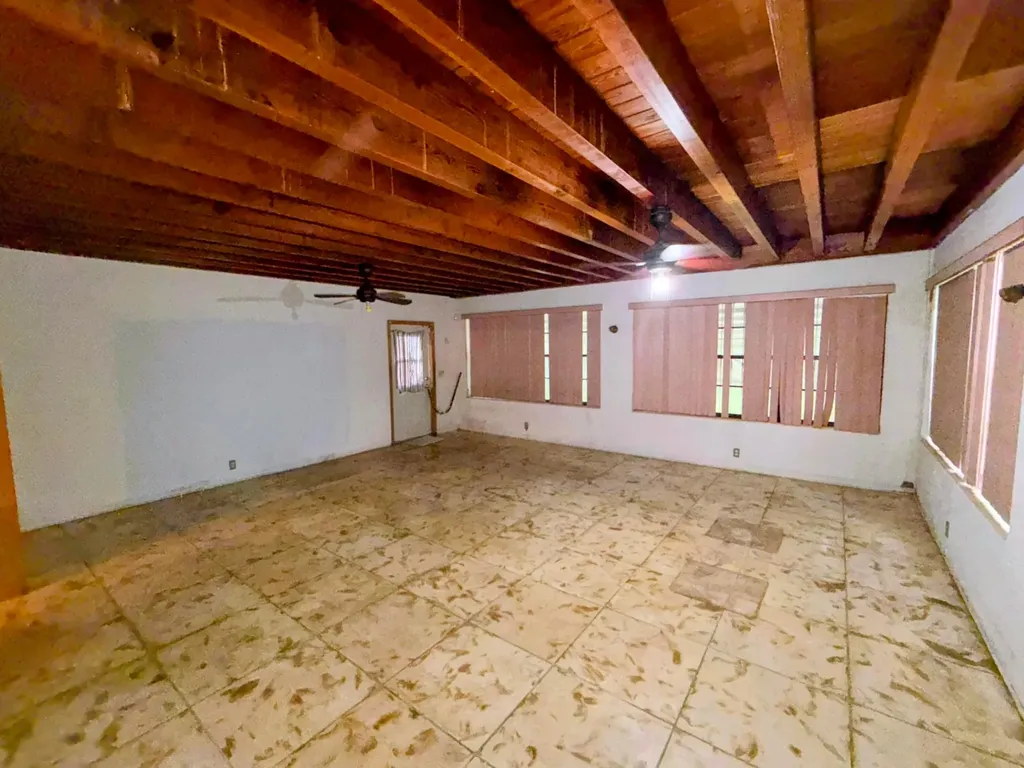 424 NE 72nd Street Miami FL 33138