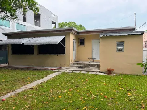 424 NE 72nd Street Miami FL 33138