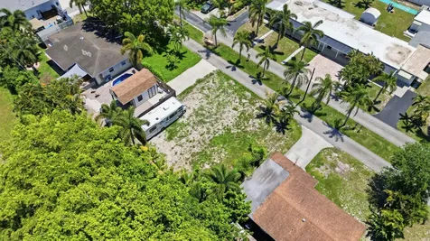 000 Morrison Avenue Lake Worth FL 33463