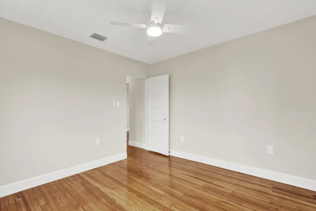 842 Selkirk Street West Palm Beach FL 33405