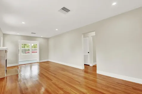 842 Selkirk Street West Palm Beach FL 33405