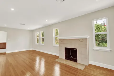 842 Selkirk Street West Palm Beach FL 33405