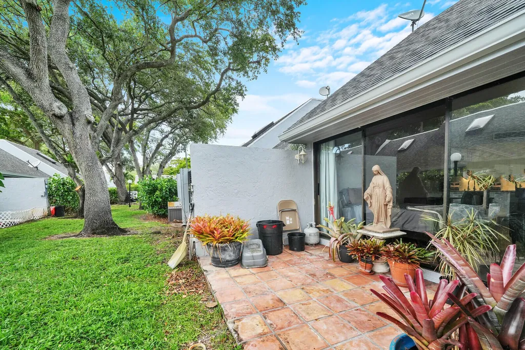 25 Deer Creek Road Deerfield Beach FL 33442