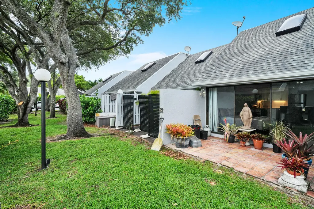 25 Deer Creek Road Deerfield Beach FL 33442