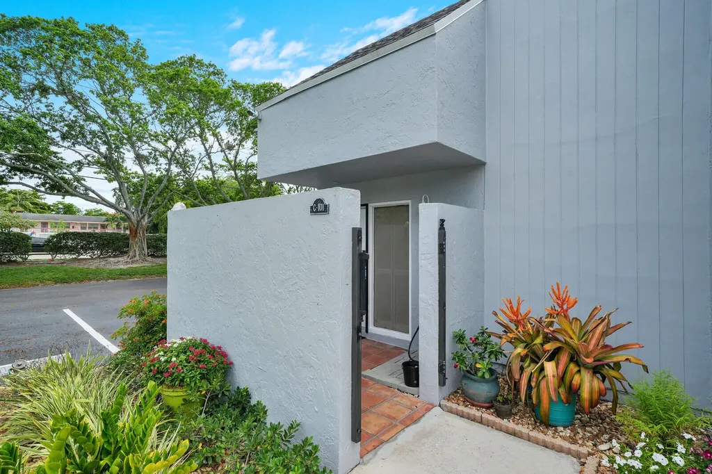 25 Deer Creek Road Deerfield Beach FL 33442