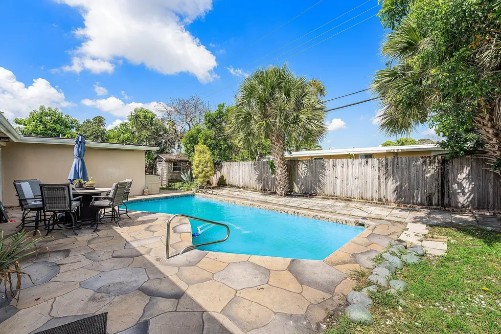 1845 Kudza Road West Palm Beach FL 33415