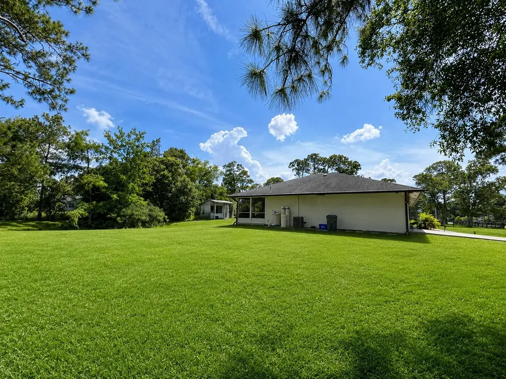 14732 66th Street N Loxahatchee FL 33470