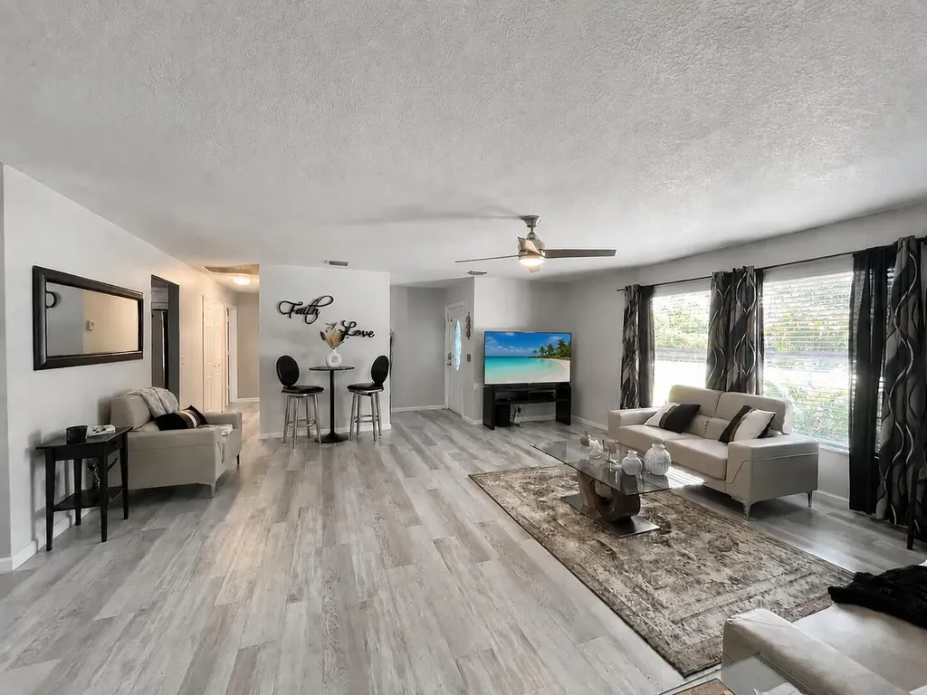 14732 66th Street N Loxahatchee FL 33470