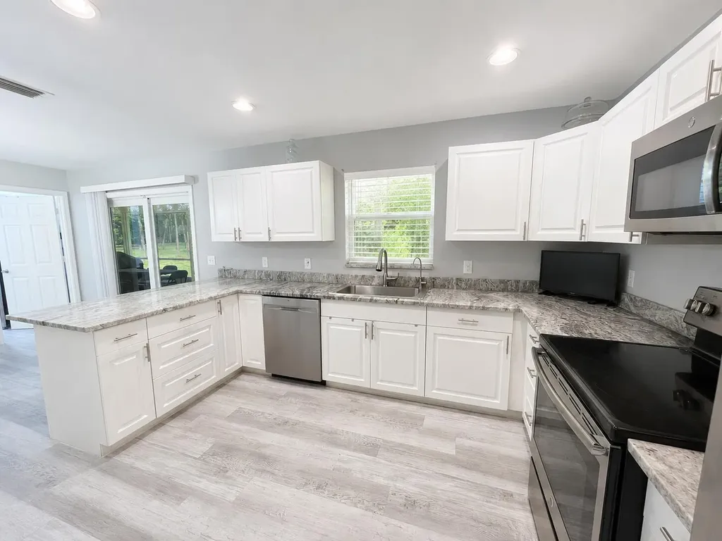 14732 66th Street N Loxahatchee FL 33470
