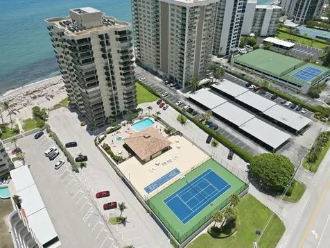 5460 N Ocean Drive Riviera Beach FL 33404