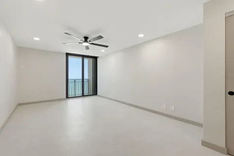 5460 N Ocean Drive Riviera Beach FL 33404