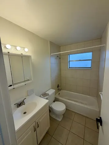 2915 SW 17th Street Fort Lauderdale FL 33312