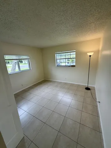 2915 SW 17th Street Fort Lauderdale FL 33312