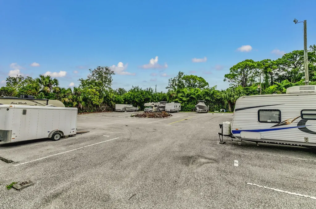 6341 Chasewood Drive Jupiter FL 33458