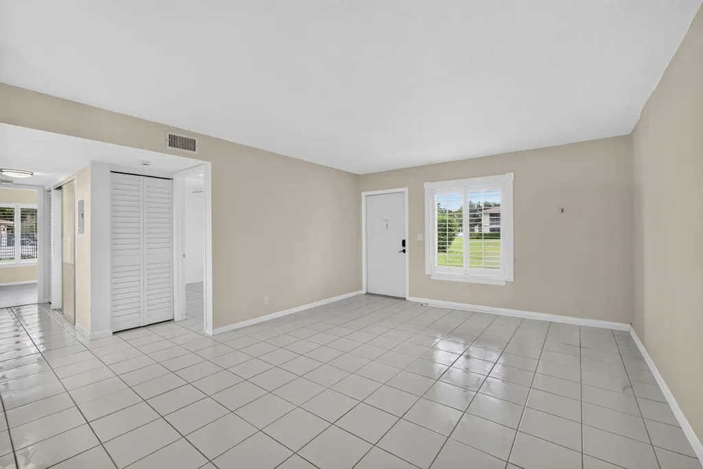 6341 Chasewood Drive Jupiter FL 33458