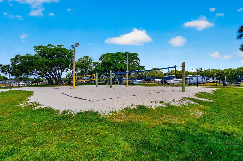 816 Juniper Drive North Palm Beach FL 33408