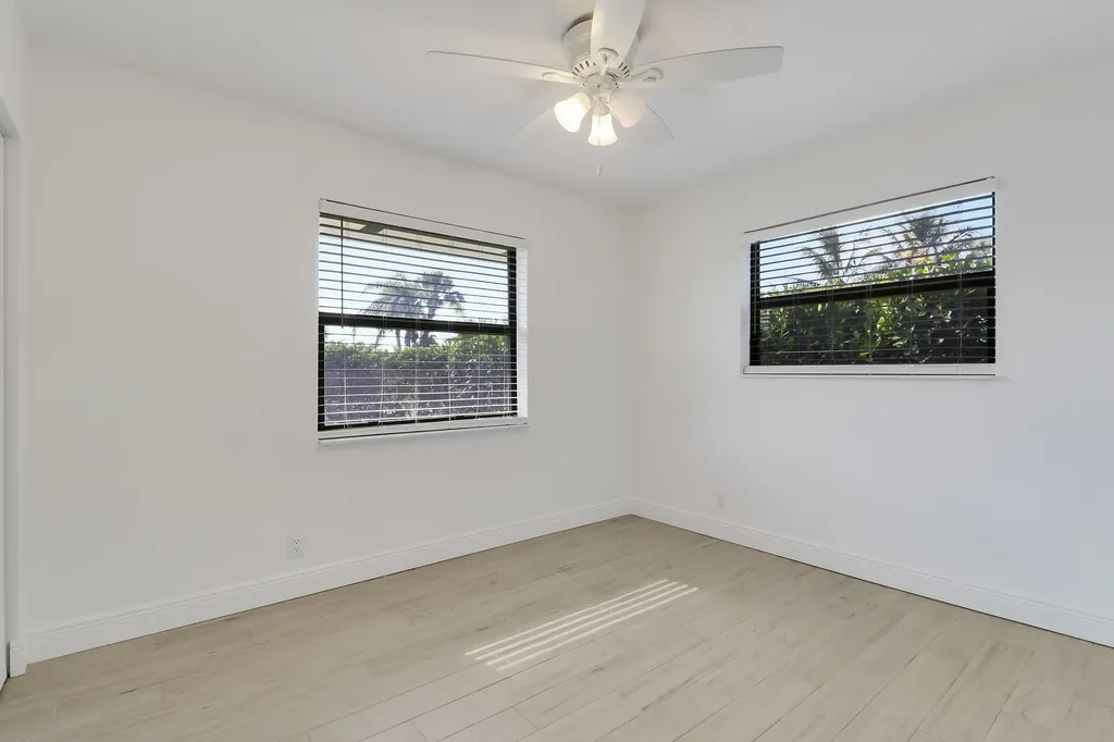 816 Juniper Drive North Palm Beach FL 33408