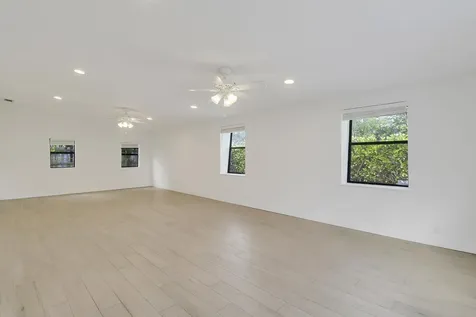 816 Juniper Drive North Palm Beach FL 33408