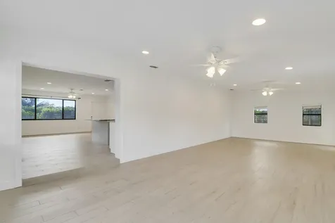 816 Juniper Drive North Palm Beach FL 33408