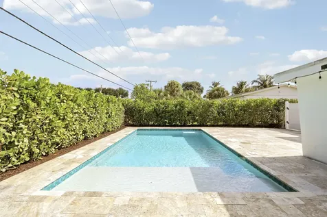 816 Juniper Drive North Palm Beach FL 33408