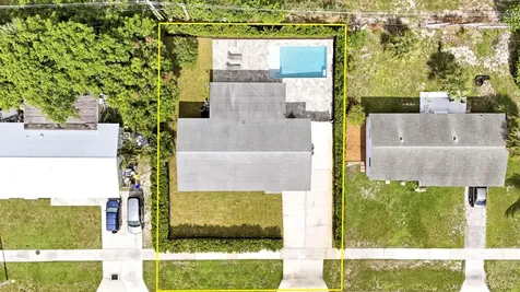 816 Juniper Drive North Palm Beach FL 33408