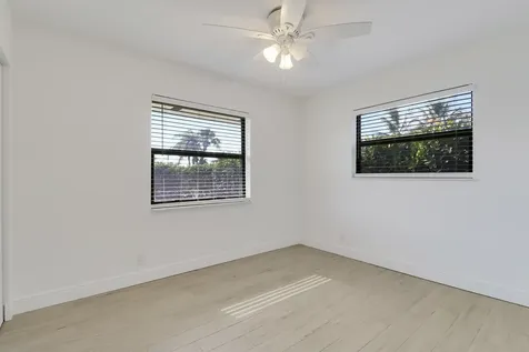816 Juniper Drive North Palm Beach FL 33408