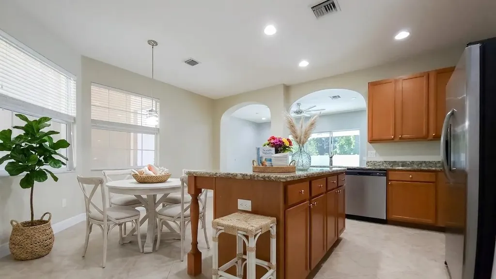 7677 Fieldstone Ranch Square Vero Beach FL 32967