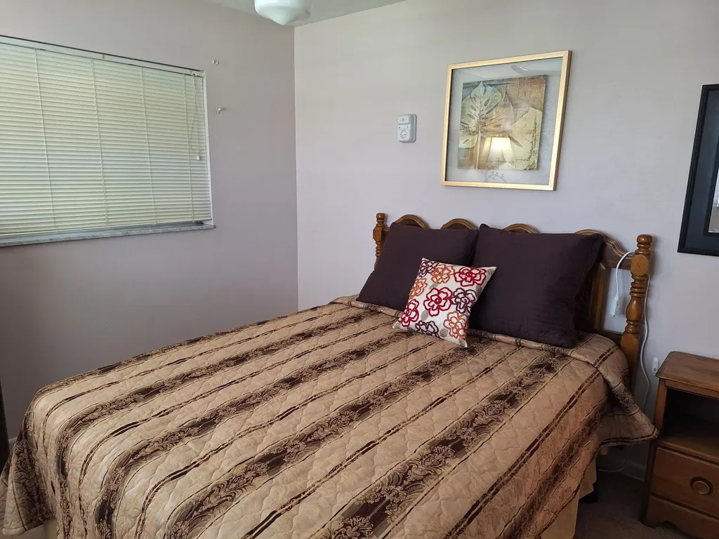 4972 Royal Court S West Palm Beach FL 33415