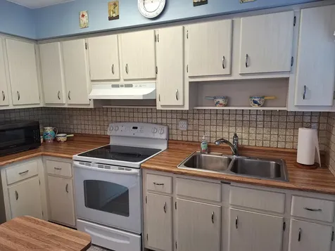 4972 Royal Court S West Palm Beach FL 33415