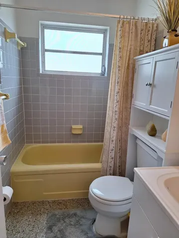 4972 Royal Court S West Palm Beach FL 33415