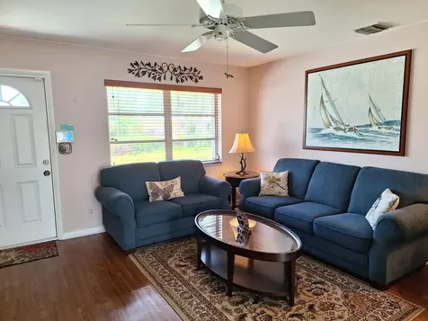 4972 Royal Court S West Palm Beach FL 33415