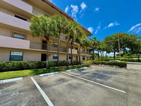 4930 E Sabal Palm Boulevard Tamarac FL 33319