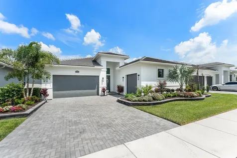 8448 SW Cantante Way Port St Lucie FL 34987