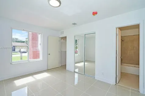 2000 SW 95th Terrace Miramar FL 33025