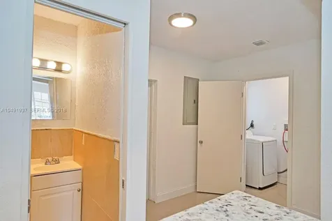 2000 SW 95th Terrace Miramar FL 33025