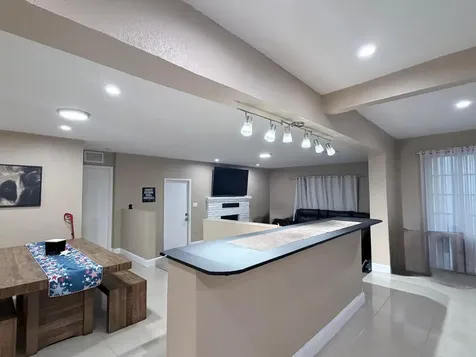 2000 SW 95th Terrace Miramar FL 33025