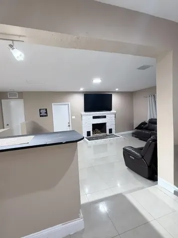 2000 SW 95th Terrace Miramar FL 33025