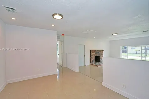 2000 SW 95th Terrace Miramar FL 33025