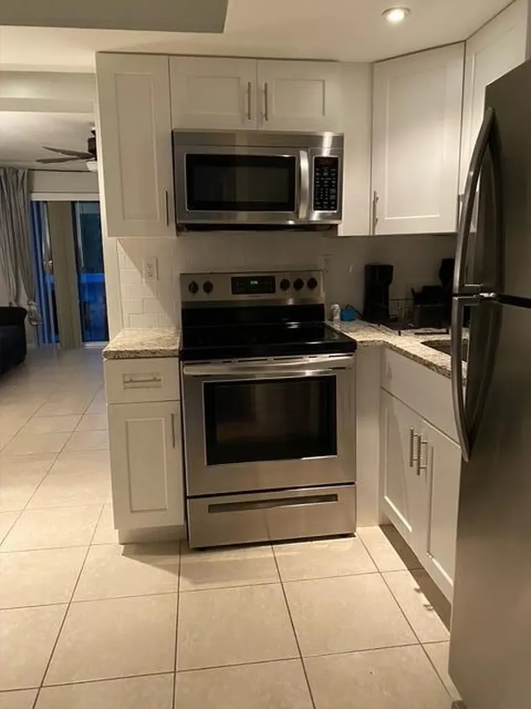 209 SE 6th Street Boynton Beach FL 33435