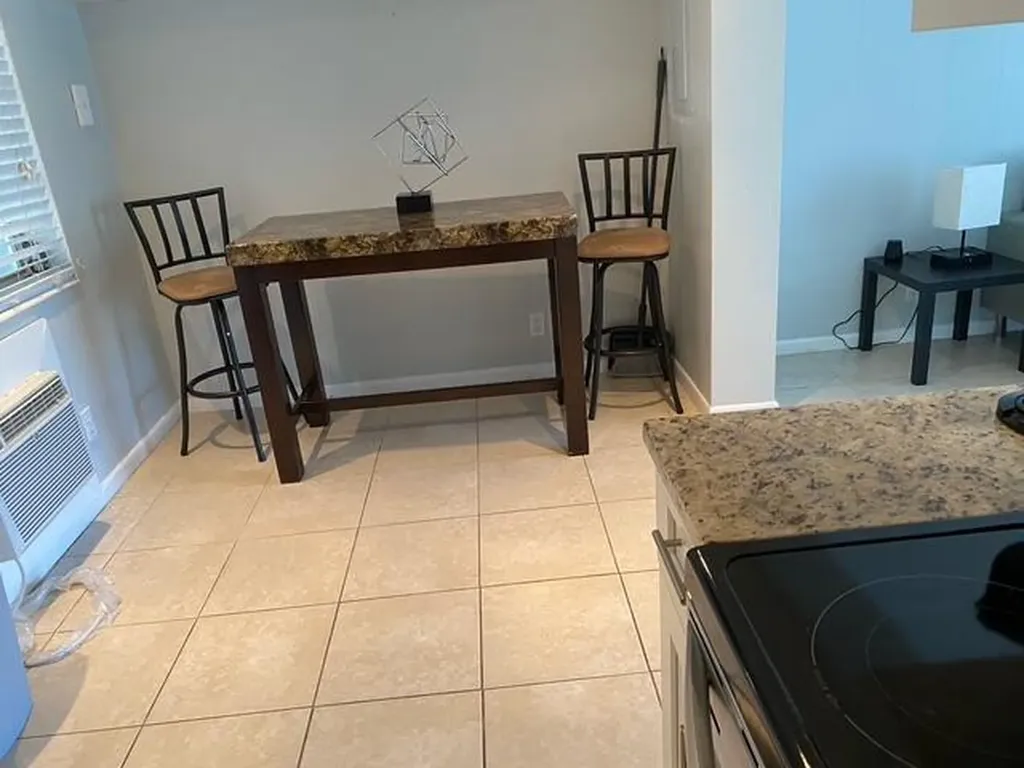 209 SE 6th Street Boynton Beach FL 33435