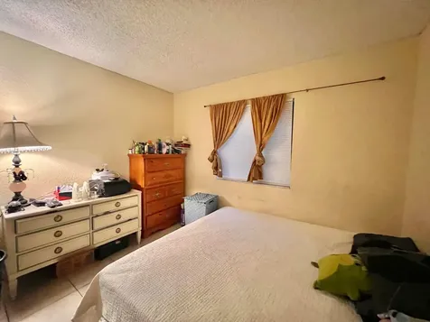 6031 10th Avenue N Greenacres FL 33463