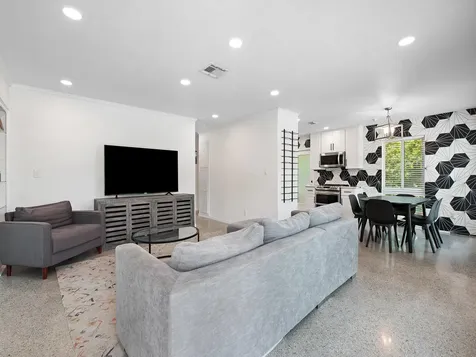 657 NW 30th Court Wilton Manors FL 33311