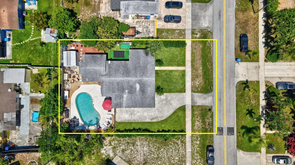 917 W Drew Street Lantana FL 33462